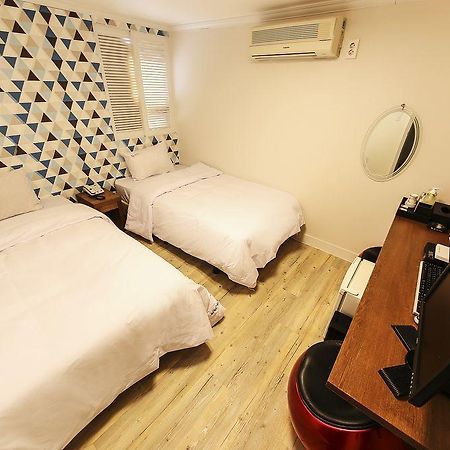 イン ソウル シンチョン コグマ ソウル特別市 エクステリア 写真
